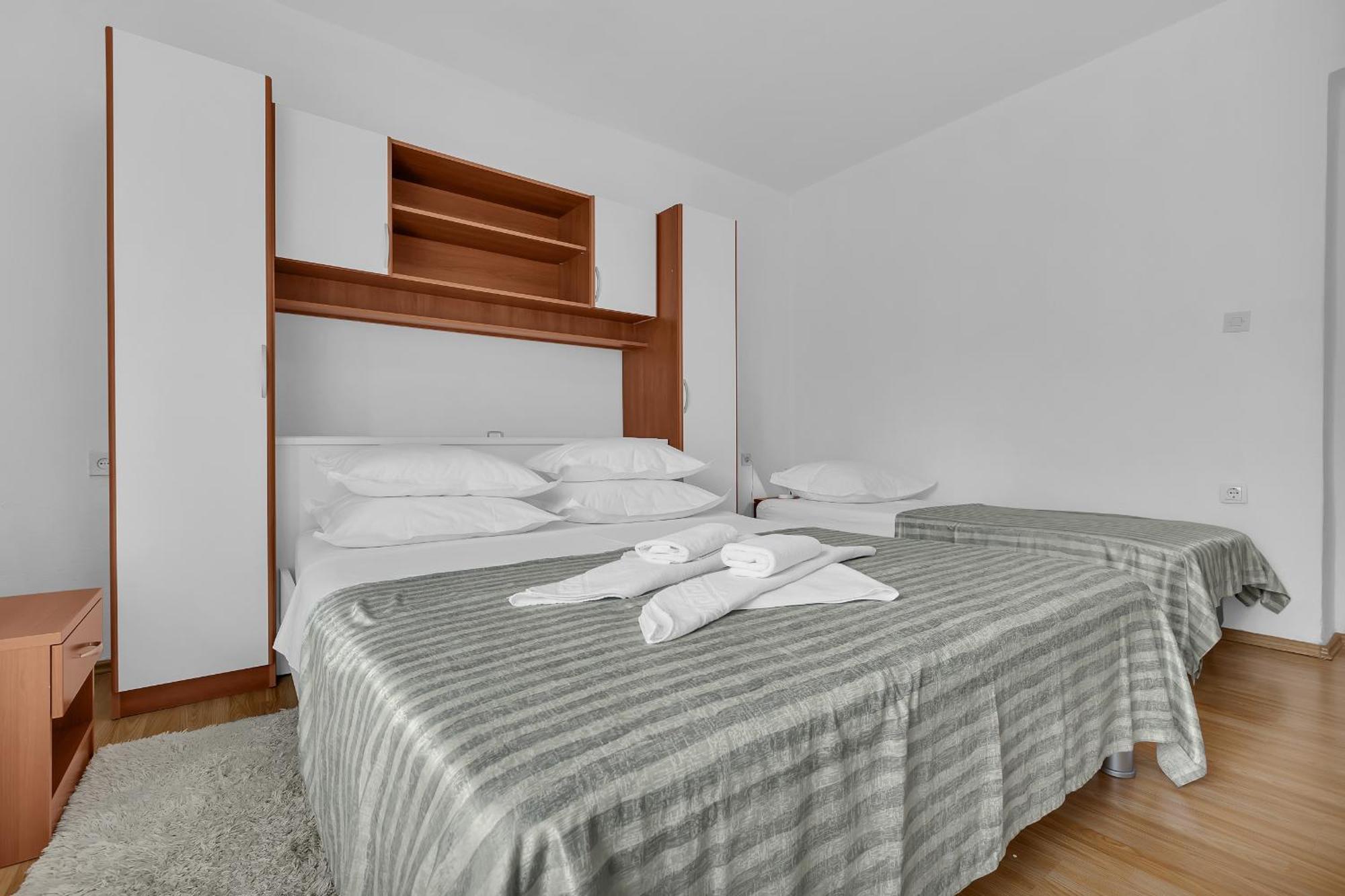 Apartment And Rooms Mila Makarska Zewnętrze zdjęcie