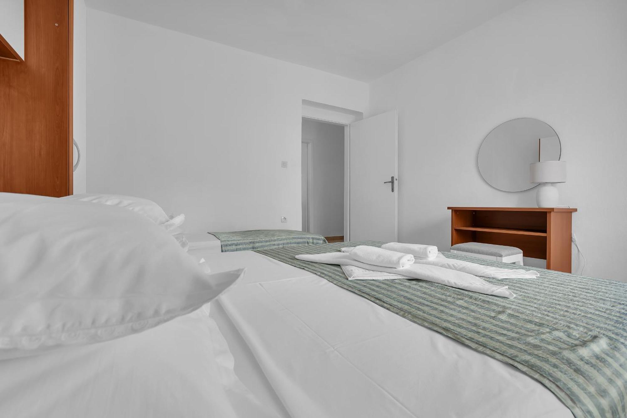 Apartment And Rooms Mila Makarska Zewnętrze zdjęcie