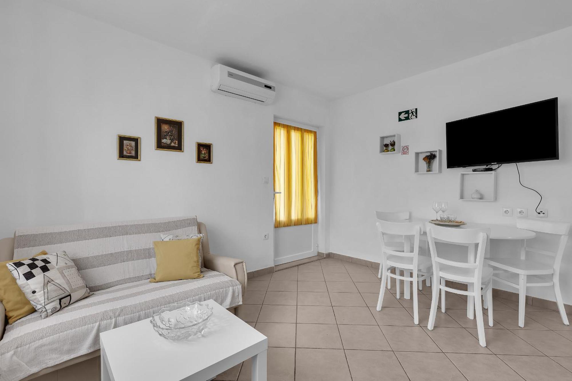 Apartment And Rooms Mila Makarska Zewnętrze zdjęcie