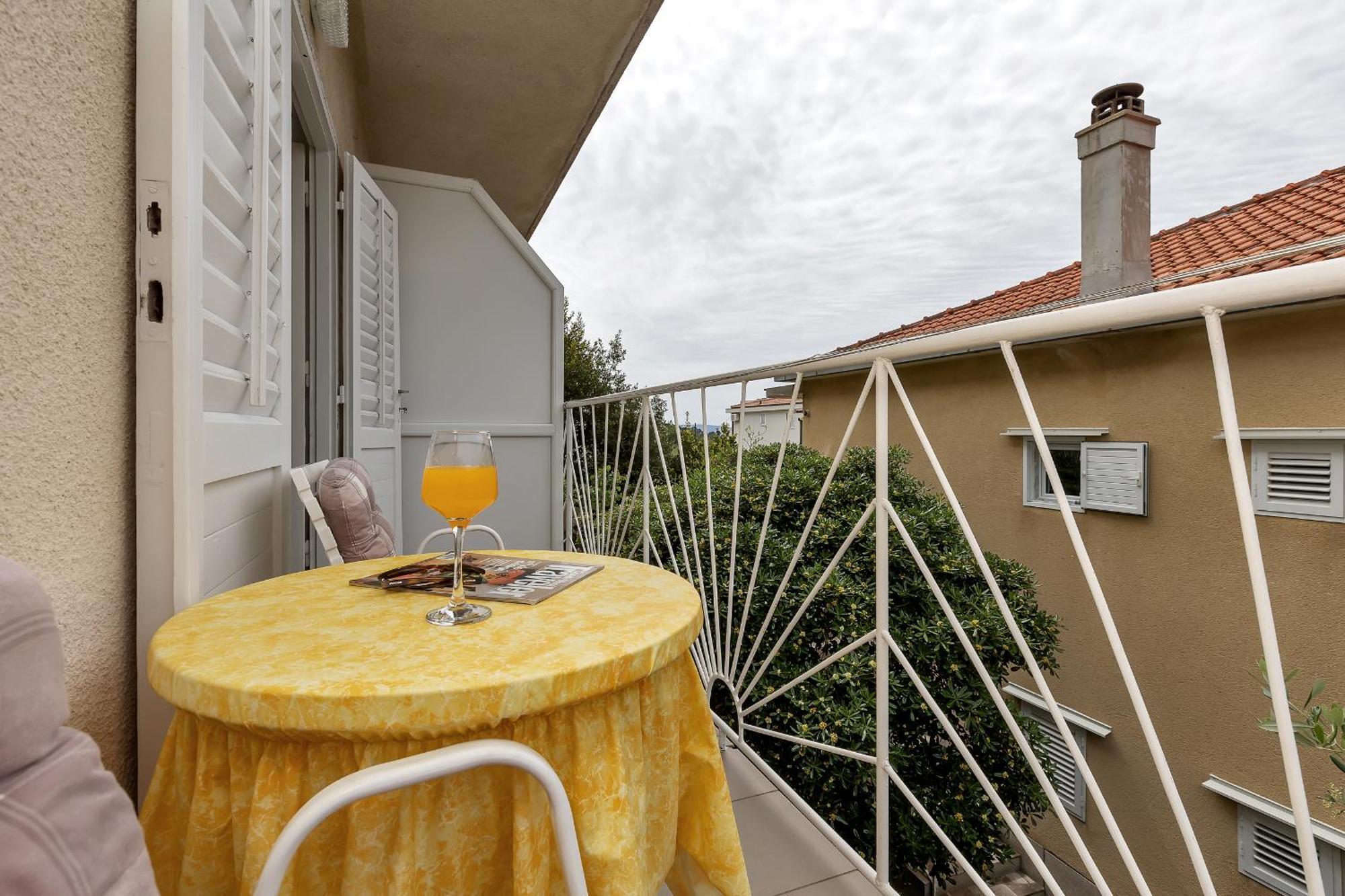 Apartment And Rooms Mila Makarska Zewnętrze zdjęcie